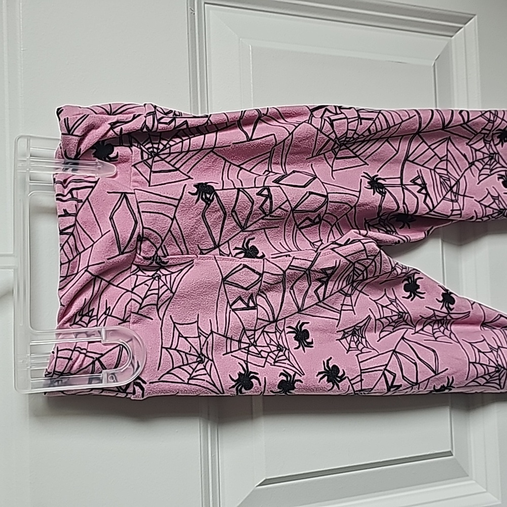4 For $20 LulaRoe Halloween Theme Spiderweb Print Pants in Kids S/M - Picture 4 of 6